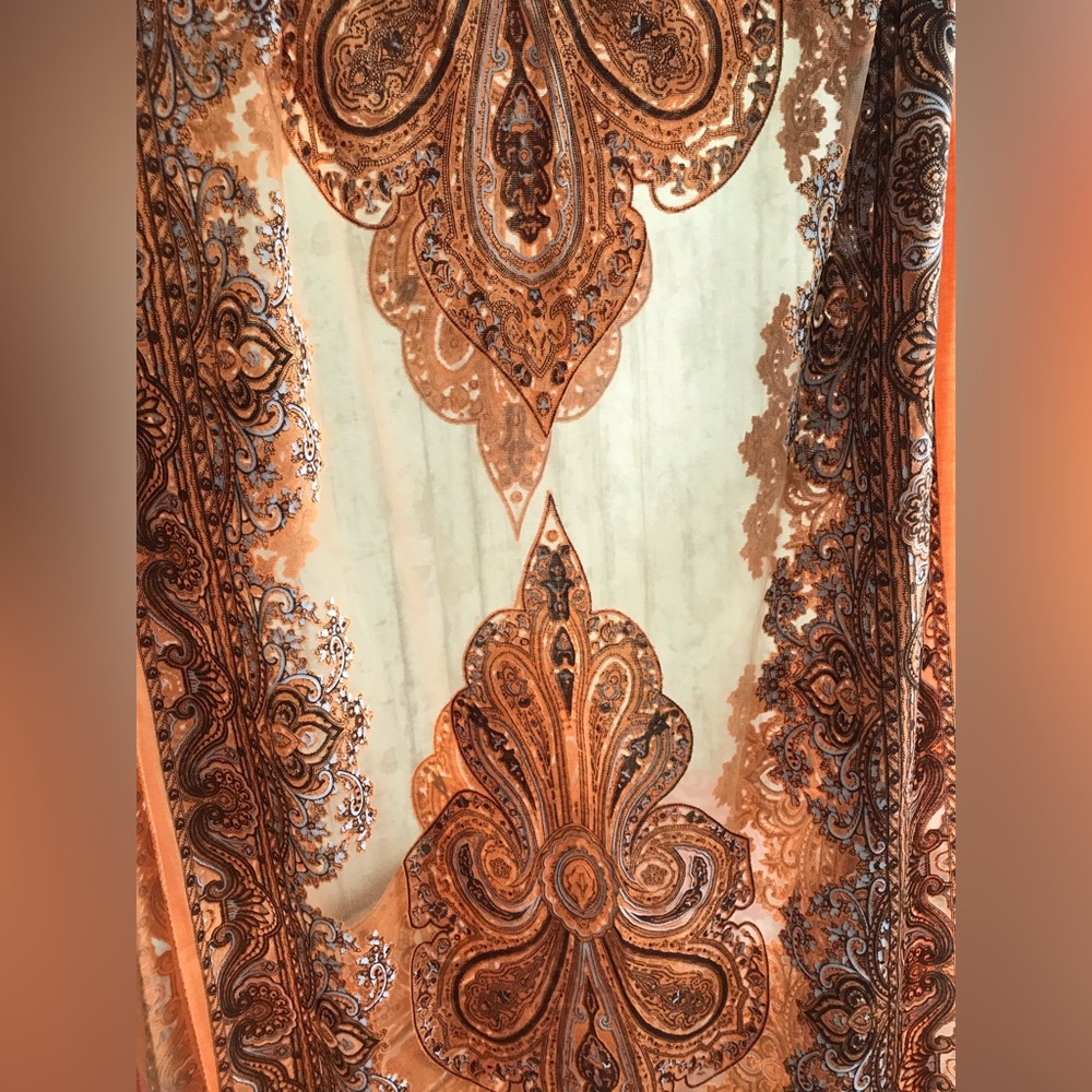 Scarves - Picture 4 of 6